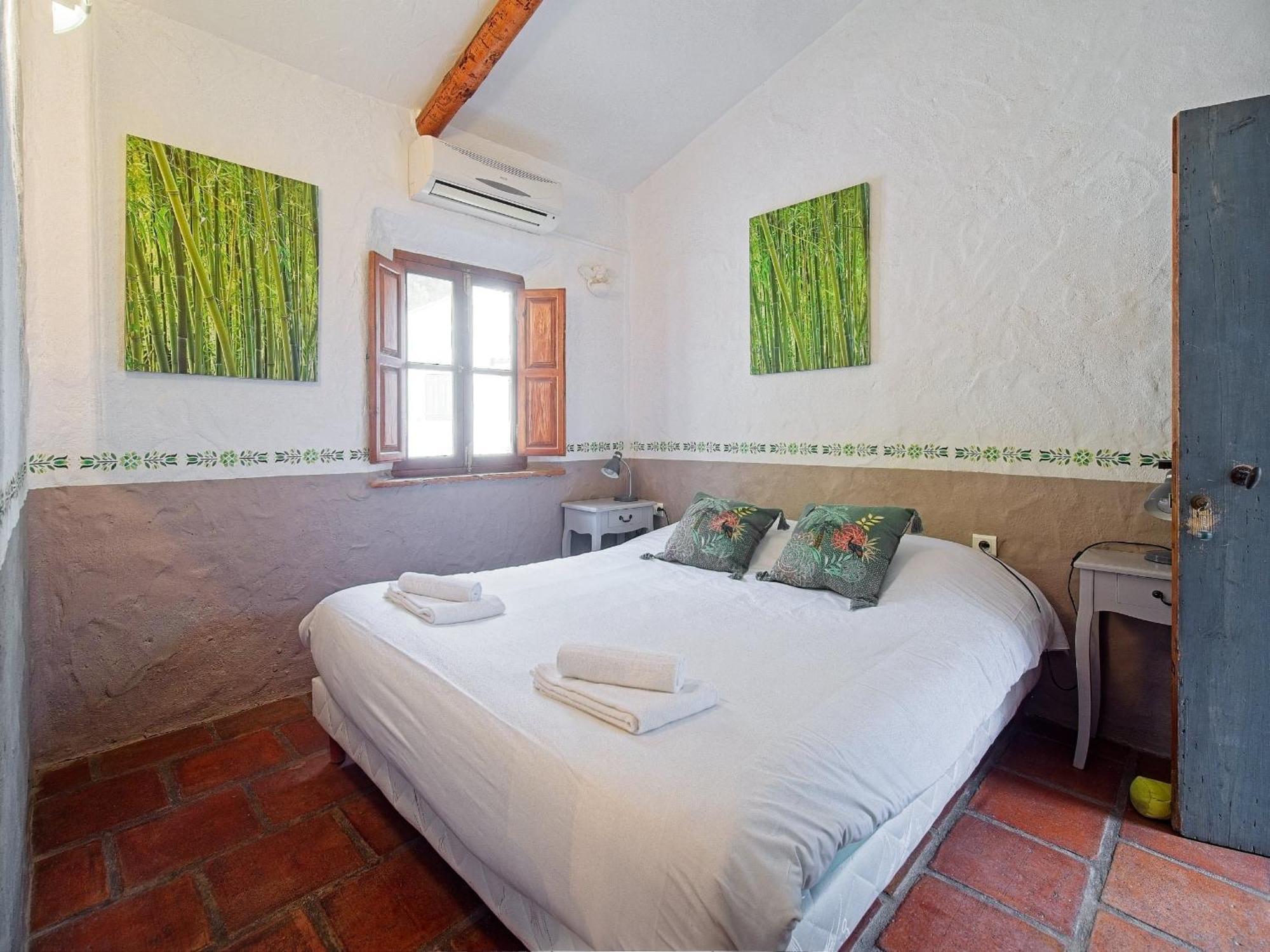 B&B Villa Chante Coucou Фонтен-де-Воклюз Экстерьер фото